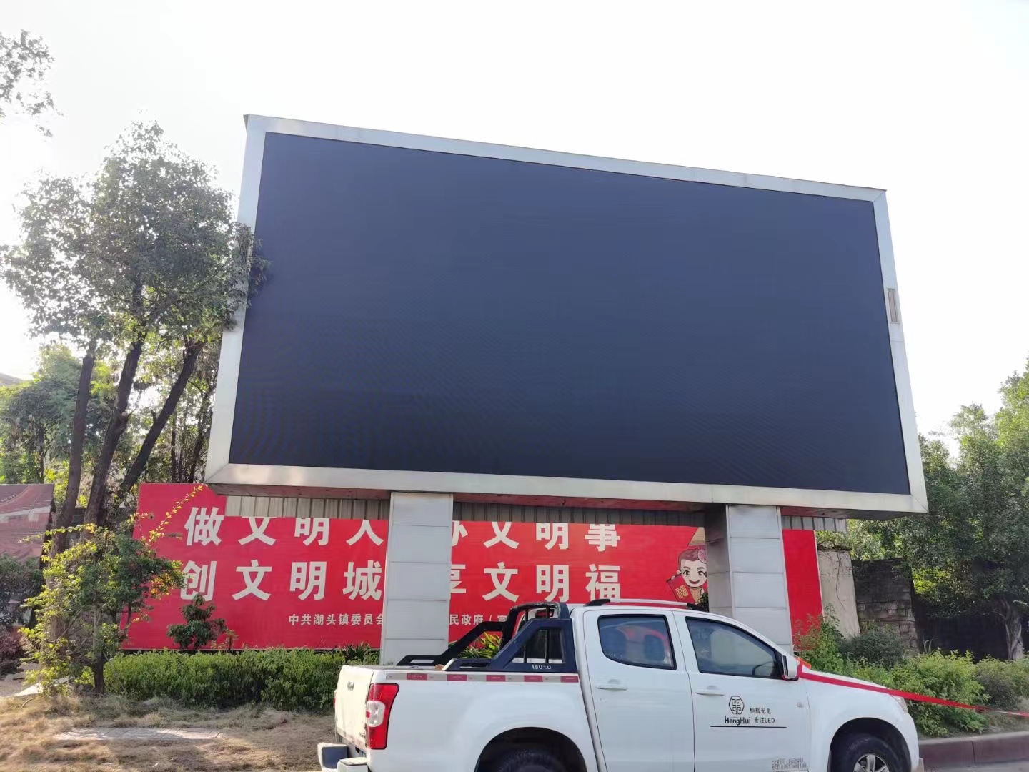 ��(h��)��4